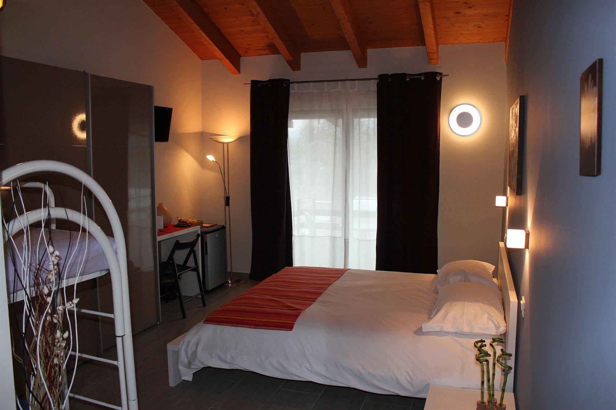 Agriturismo Il Cucchiaio Di Legno Orta San Giulio Eksteriør billede